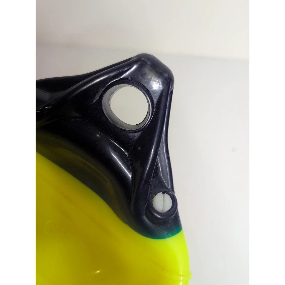 Polyform ld yellow